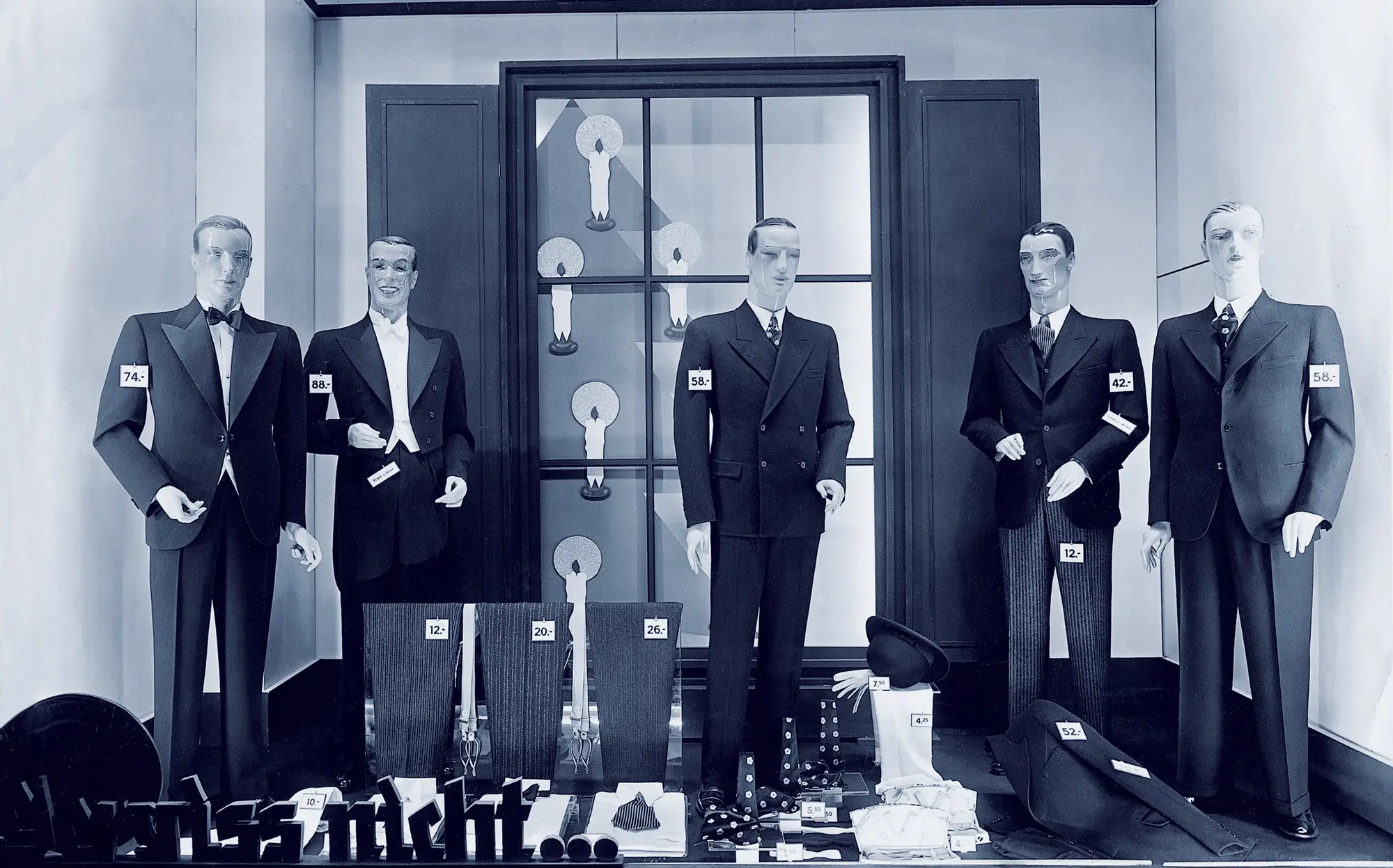 Shop Window Display | 1930s
